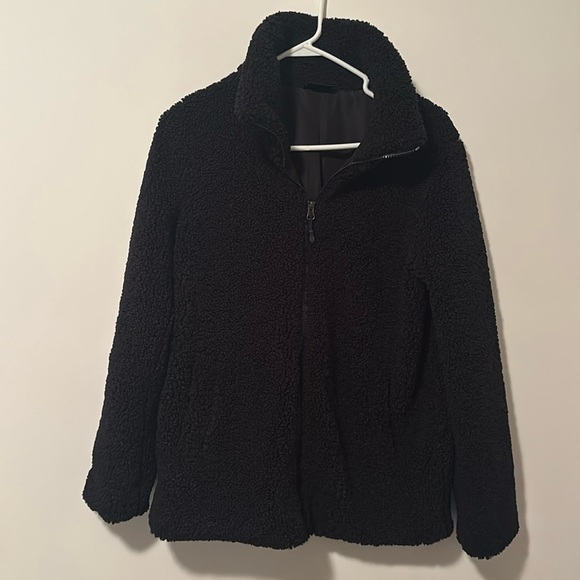 32*Heat lined Sherpa jacket. Size Small - Picture 1 of 6